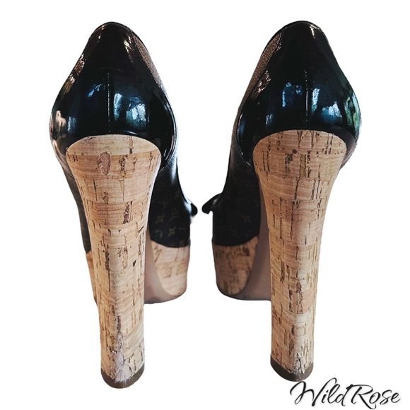 LOUIS VUITTON Brown Rivoli LV Monogram Patent Vernis Bow Cork Platform Pump 35.5 - Picture 11 of 17